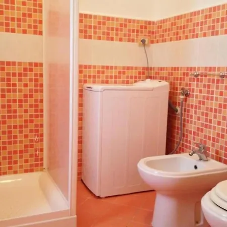 Flache Sonne By Interhome * סמפיירי